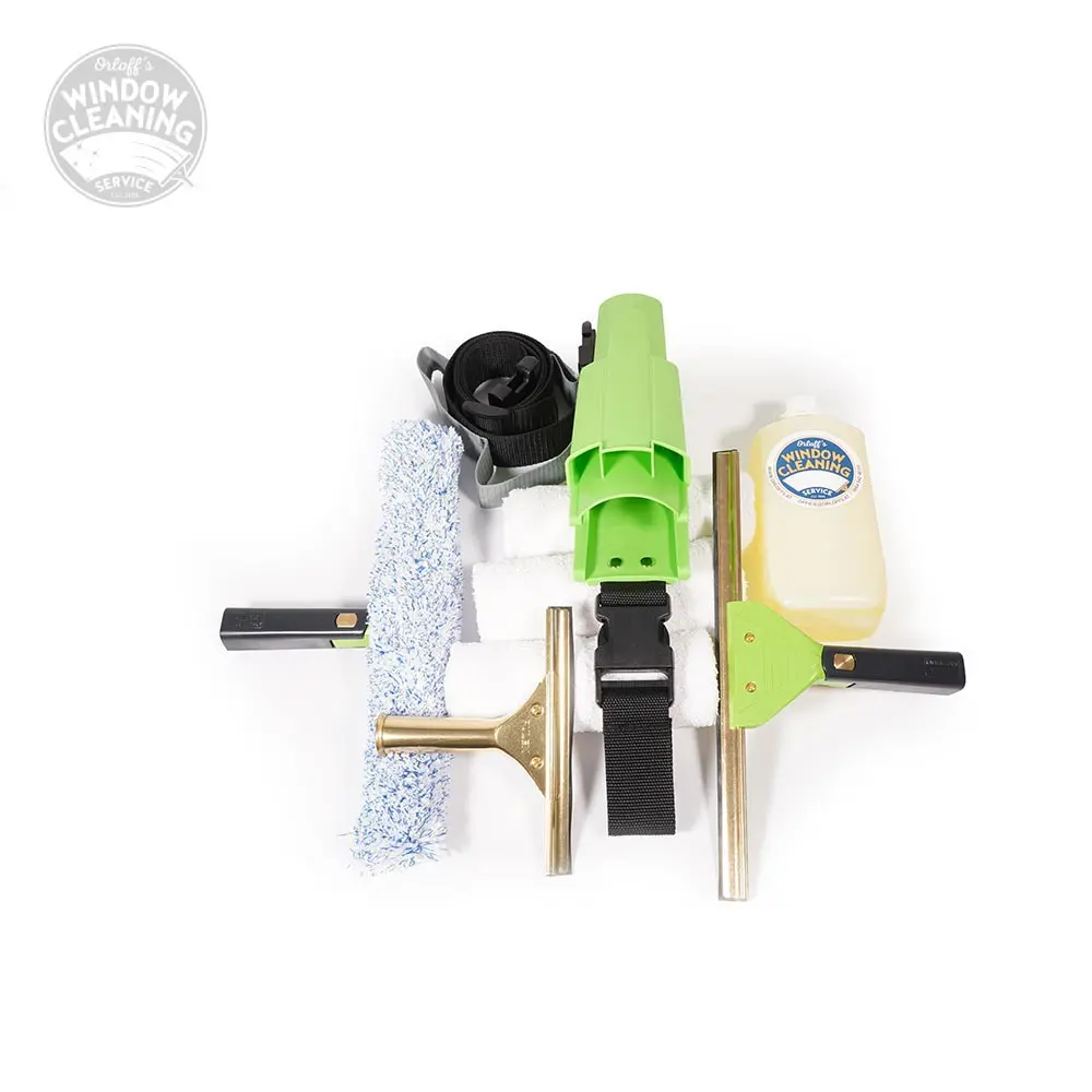 Mastery window cleaning set
